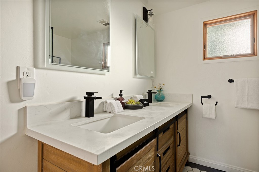 39298 Willow Landing Road Property Photo 21