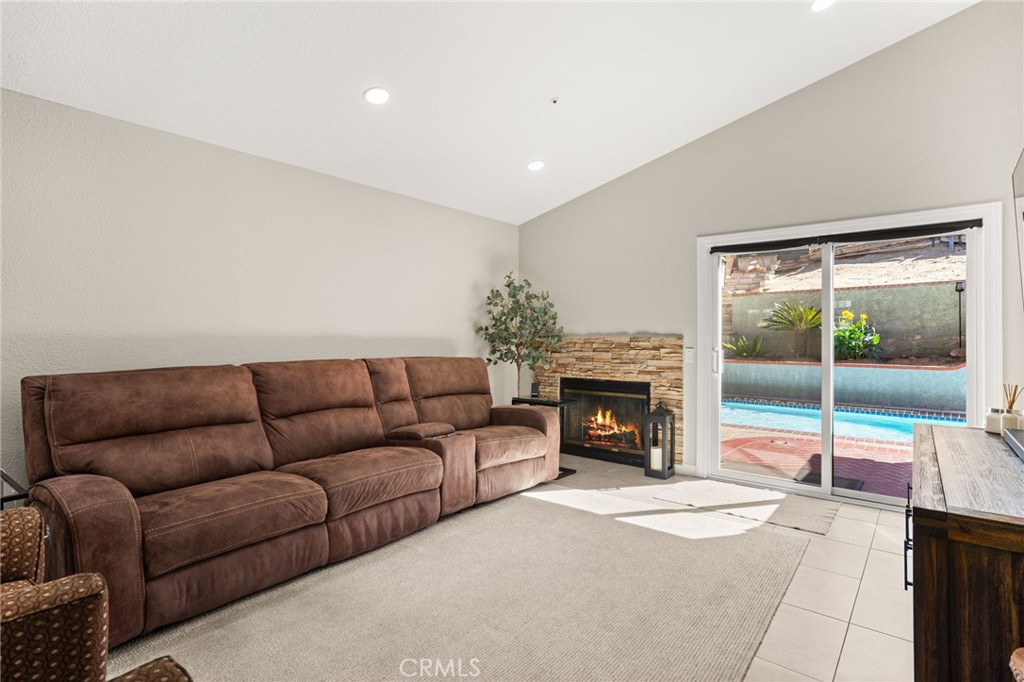 15575 Riviera Property Photo 8