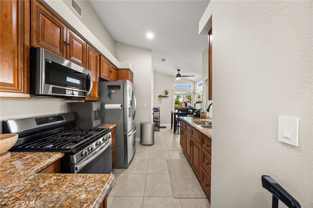 15575 Riviera Property Photo 9