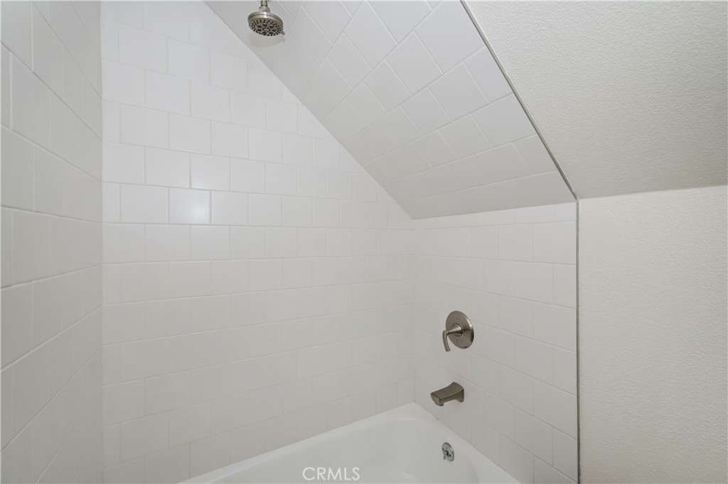 248 Vista Avenue Property Photo 26