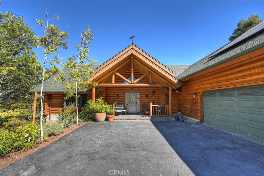 32412 Snow Cactus Court Property Photo 1