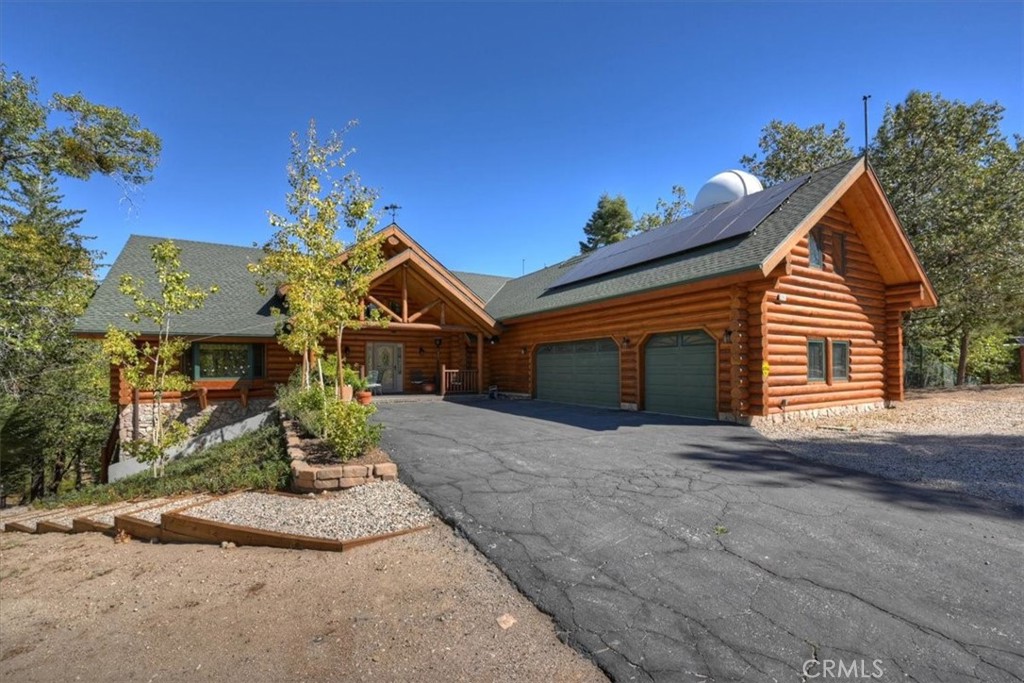 32412 Snow Cactus Court Property Photo 2