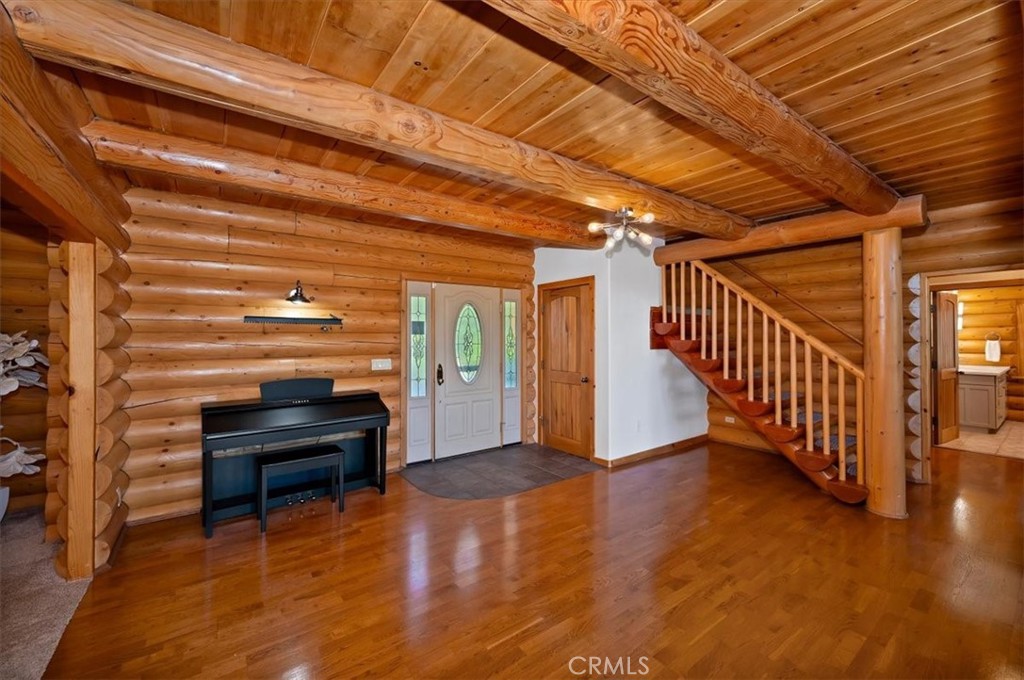 32412 Snow Cactus Court Property Photo 15