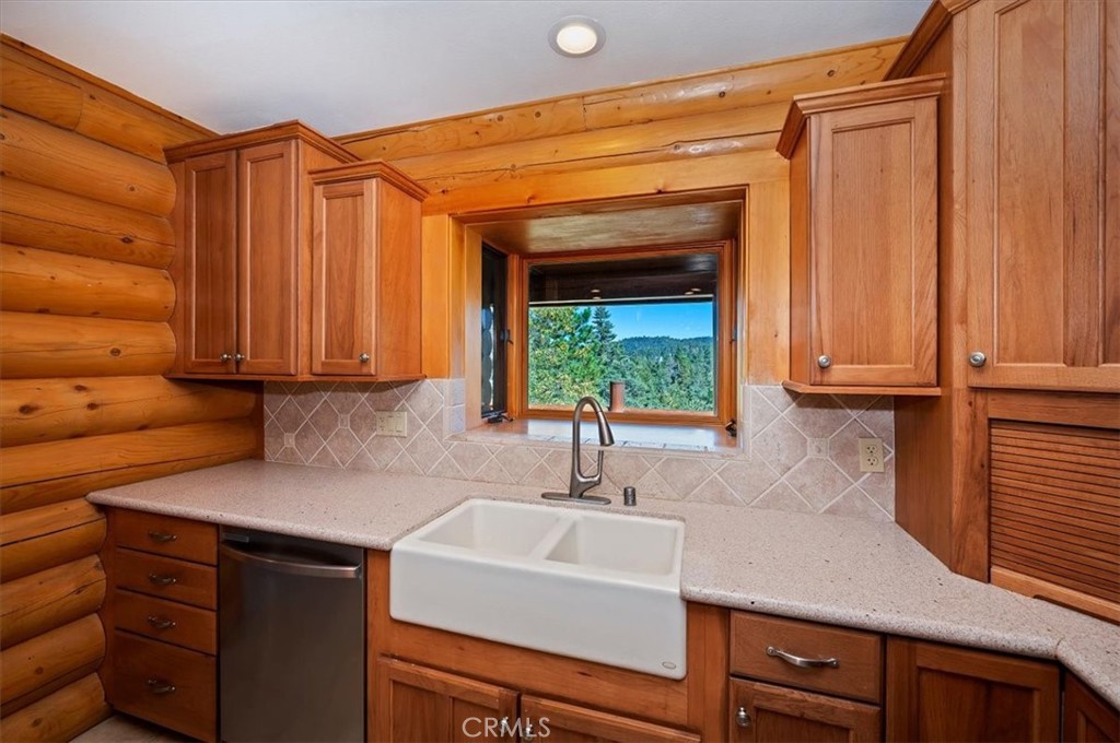 32412 Snow Cactus Court Property Photo 19