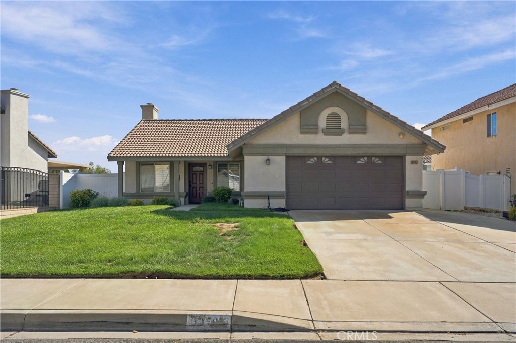 33593 Pecan Property Photo 1