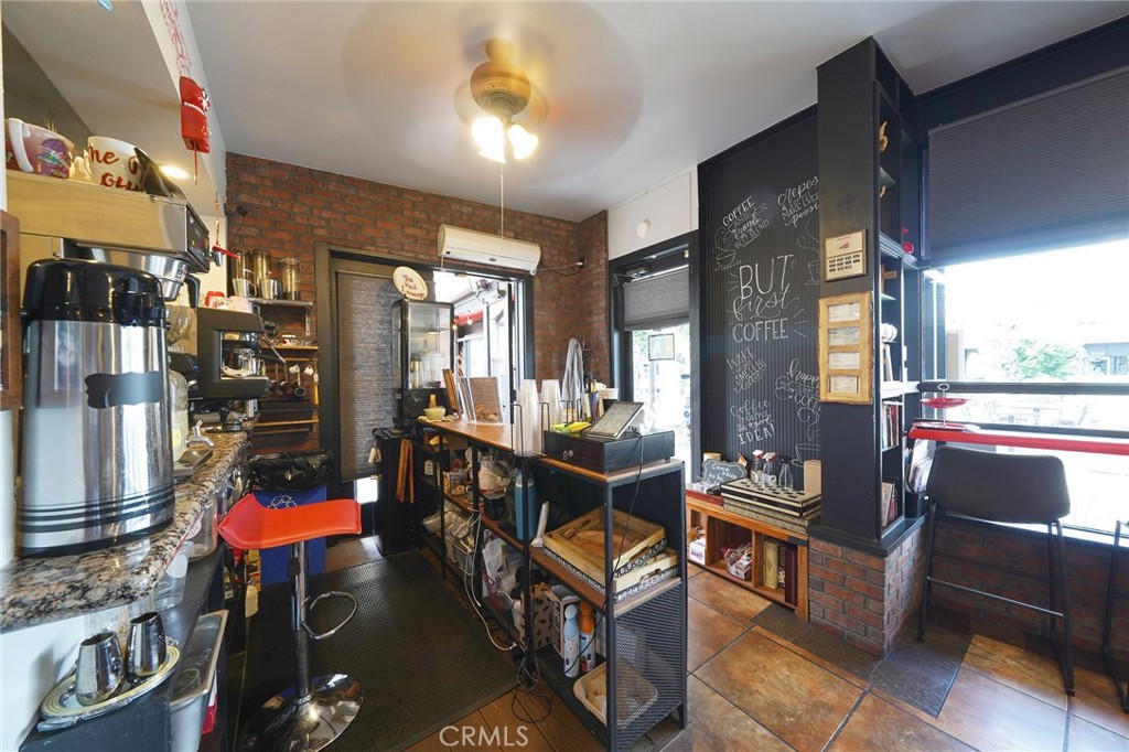 222 N Glendora Ave Property Photo 18