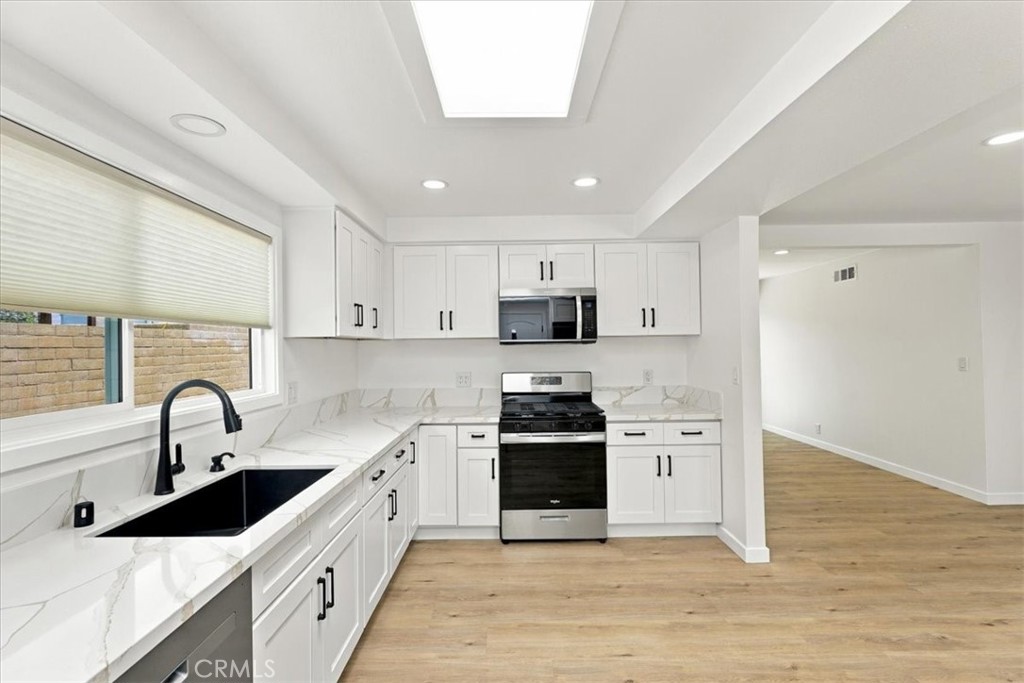 675 N Rick Street Property Photo 7