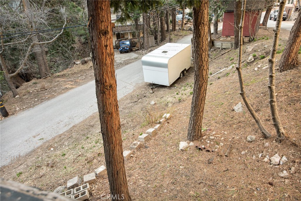 725 Golden Property Photo 4