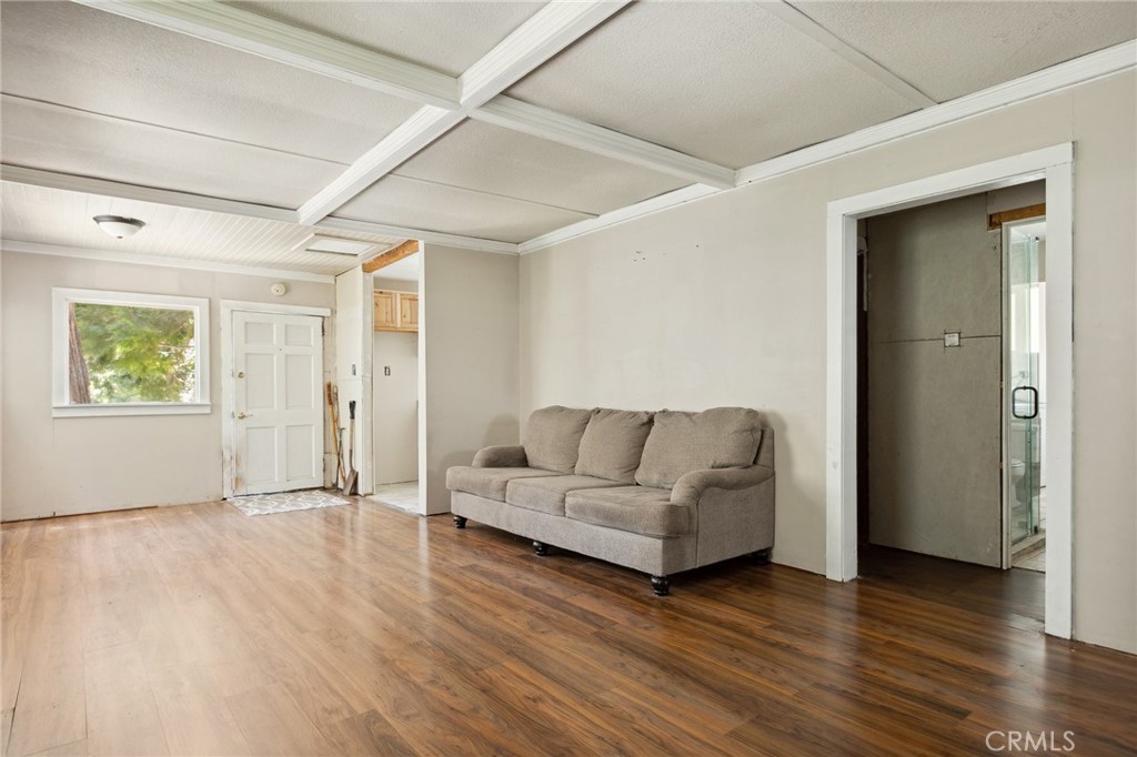 725 Golden Property Photo 9