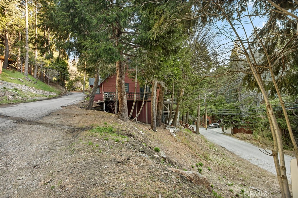725 Golden Property Photo 17