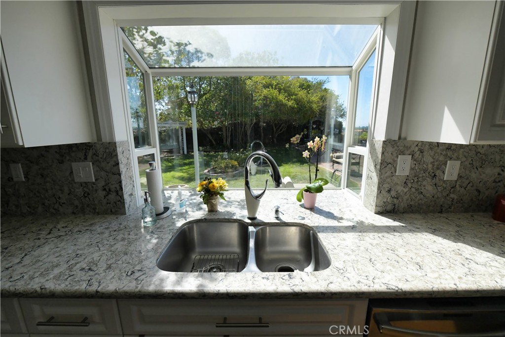 28581 La Cumbre Property Photo 7