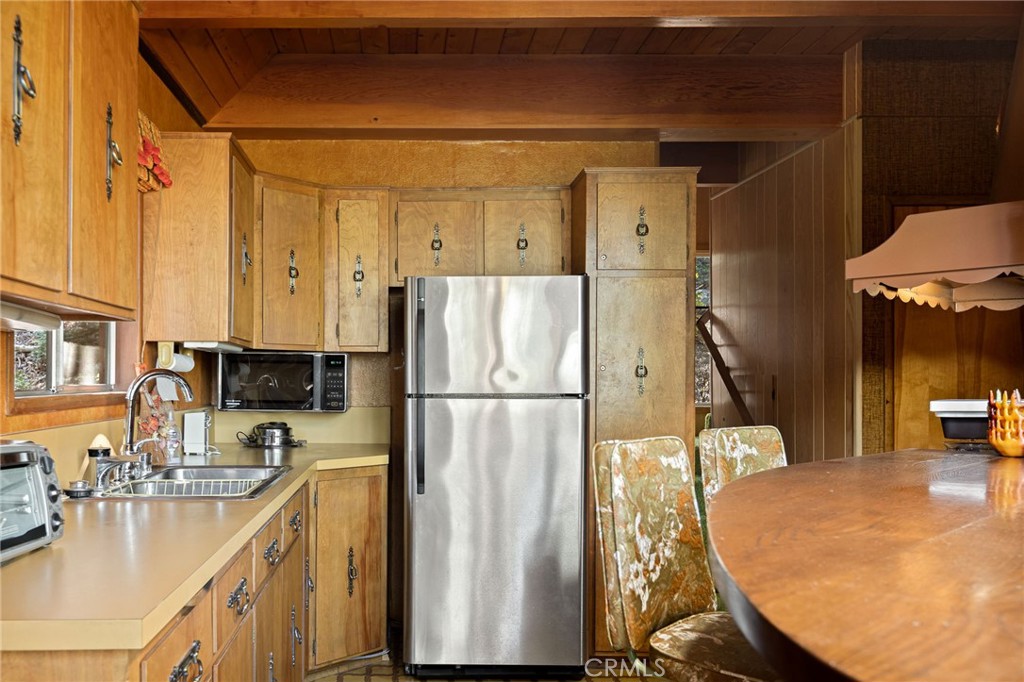 24379 Bernard Property Photo 15