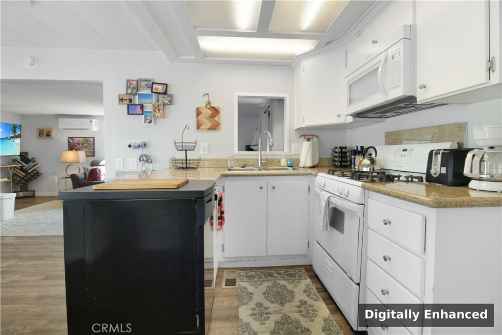 16400 Bubbling Wells Road 198 Property Photo 16