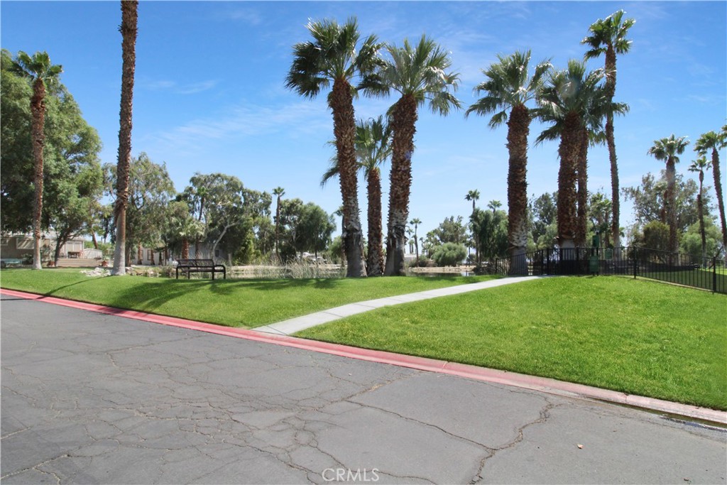 16400 Bubbling Wells Road 198 Property Photo 24