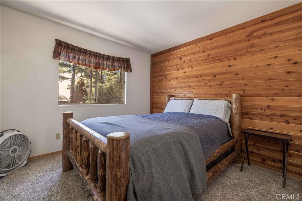 1009 White Mountain Property Photo 17