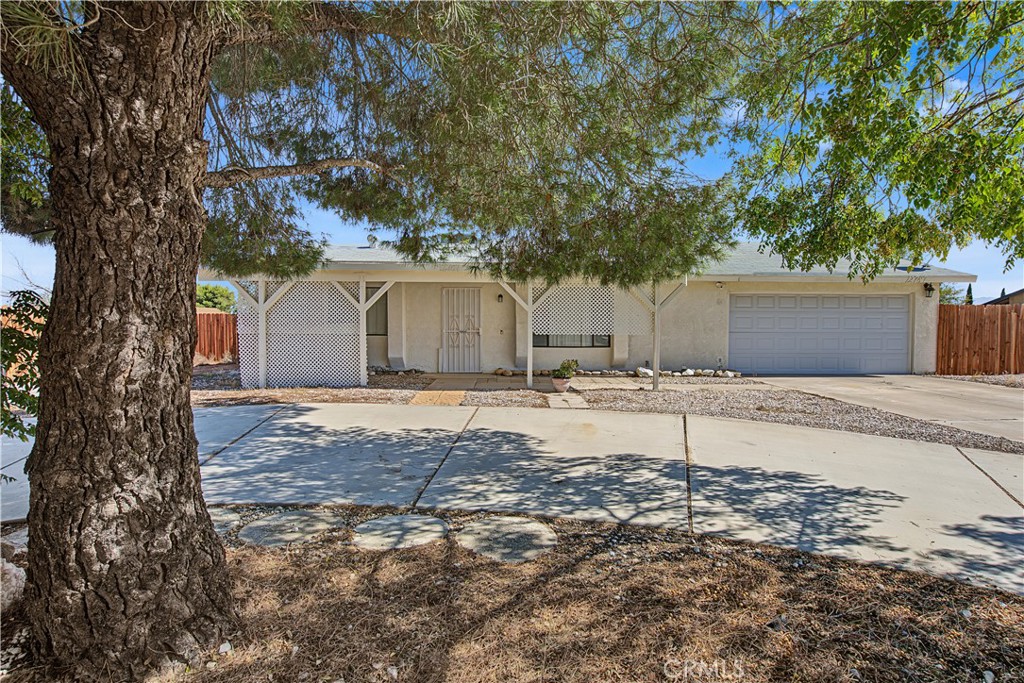 12787 Algonquin Road Property Photo 7