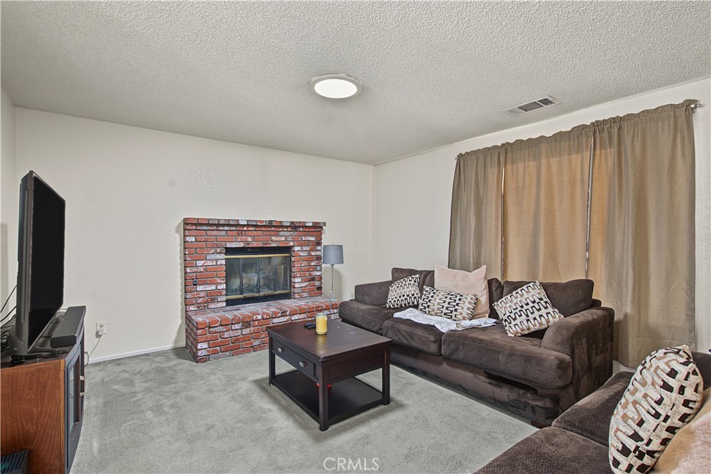 12787 Algonquin Road Property Photo 11