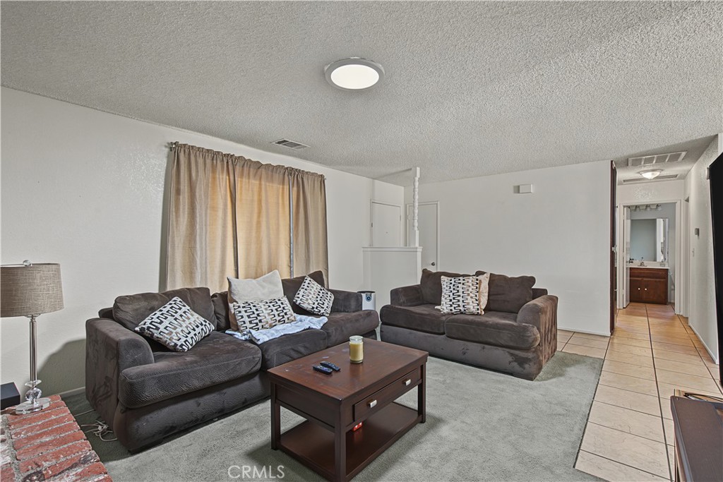 12787 Algonquin Road Property Photo 12