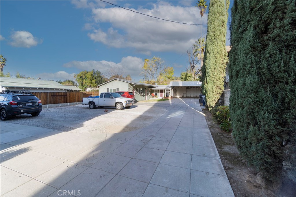 135 S Center Street 4 Property Photo 4