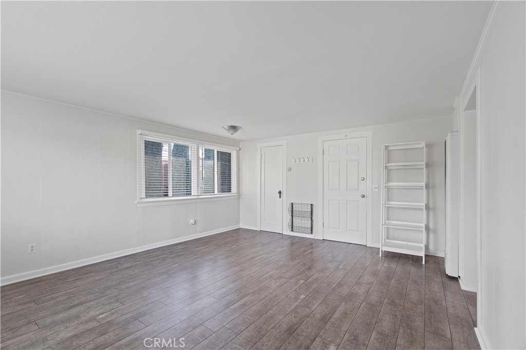 135 S Center Street 4 Property Photo 5