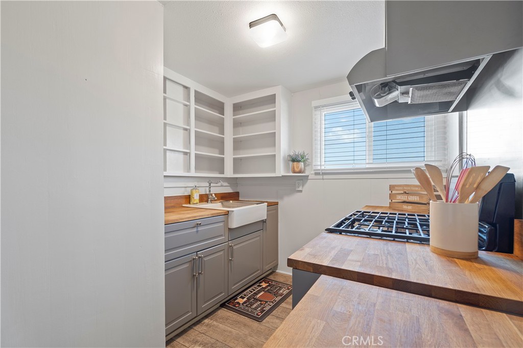 135 S Center Street 4 Property Photo 8
