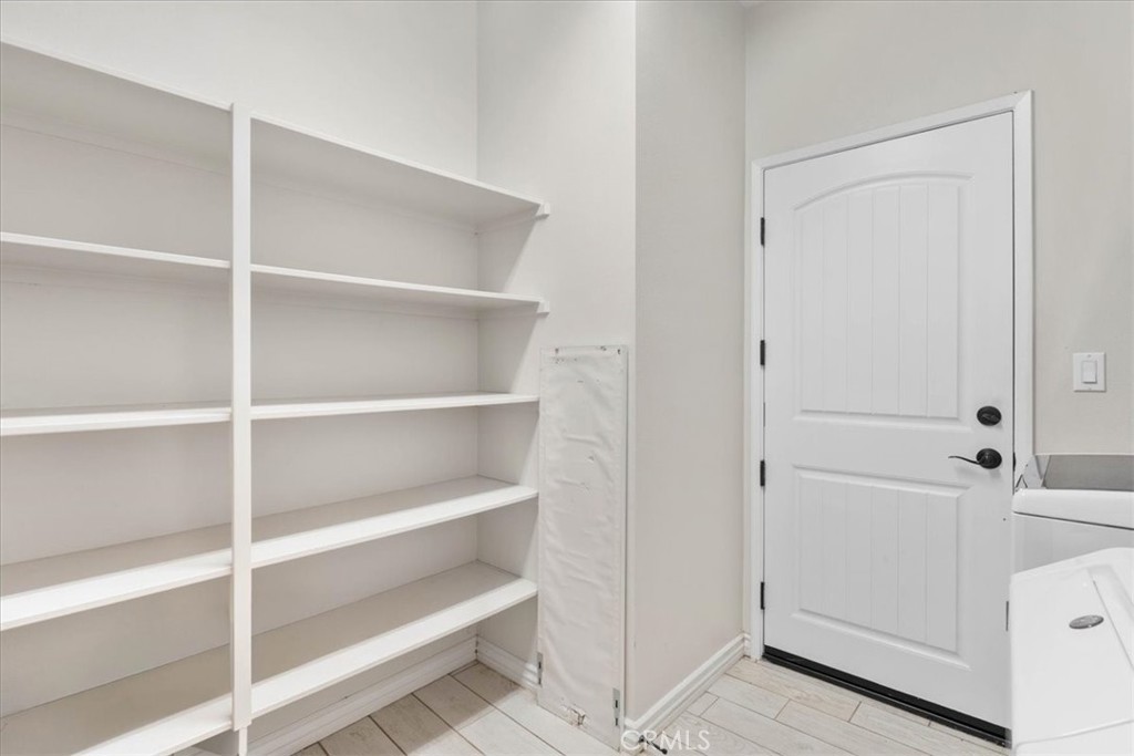 1359 Laurestine Way Property Photo 11