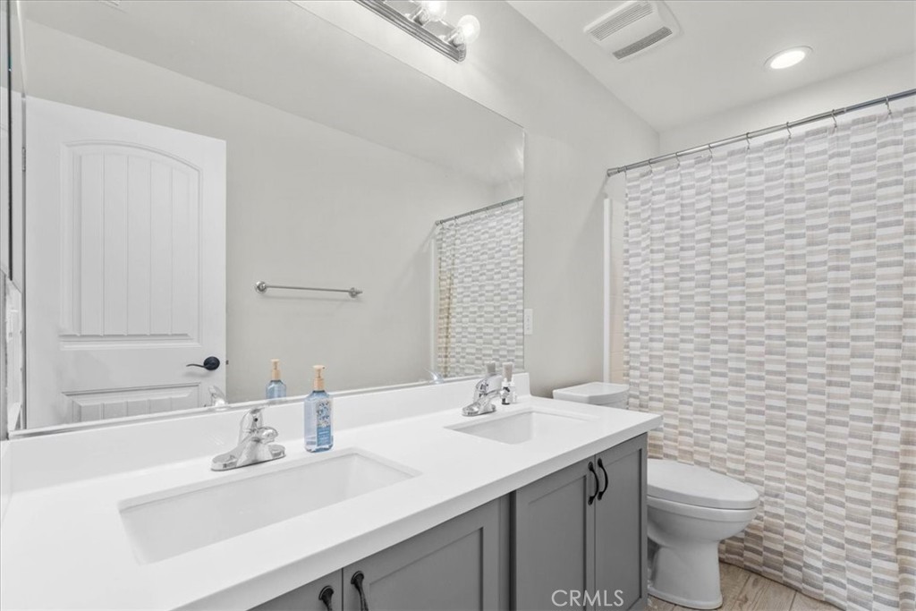 1359 Laurestine Way Property Photo 13