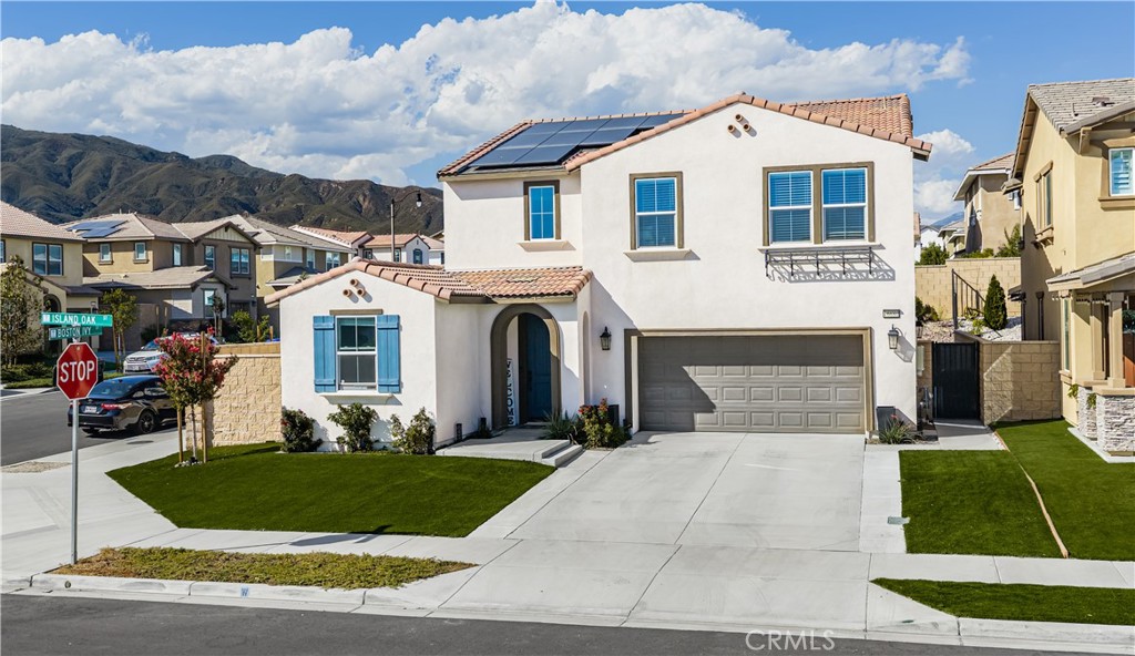 16680 Island Oak Property Photo 4
