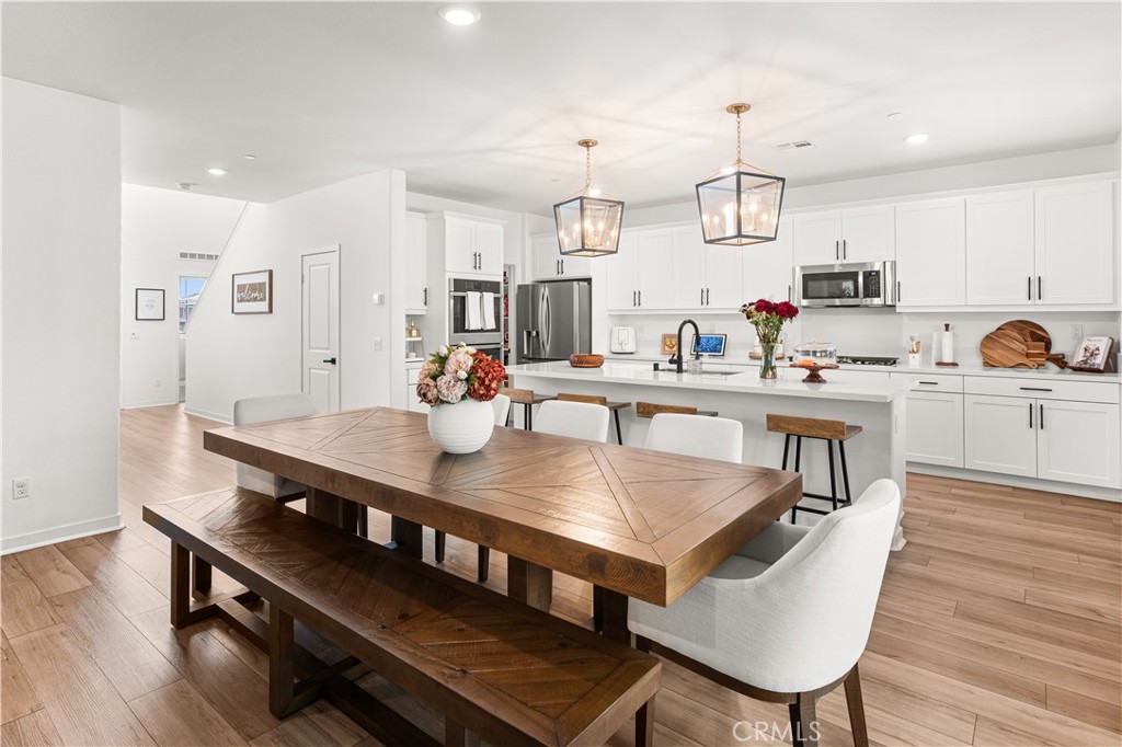 16680 Island Oak Property Photo 10