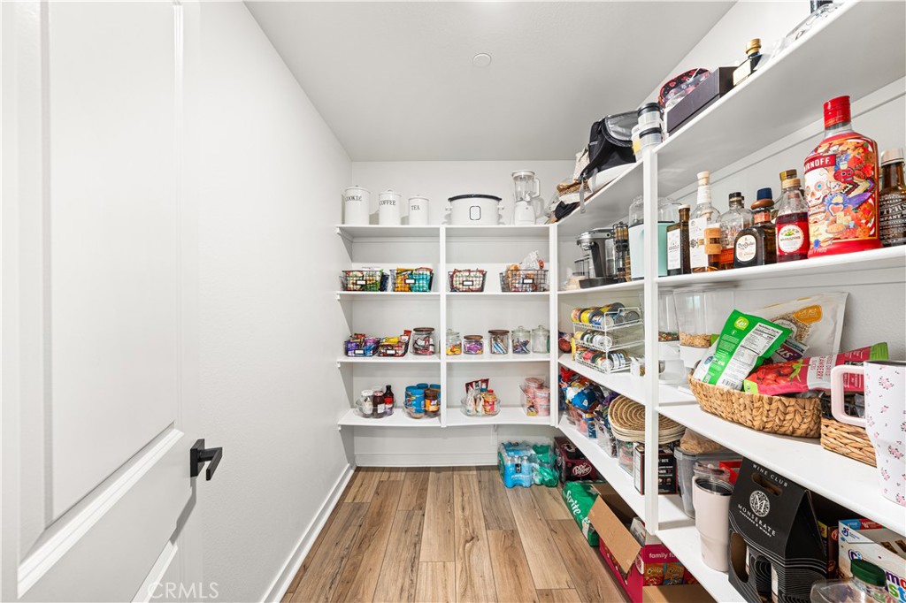 16680 Island Oak Property Photo 14