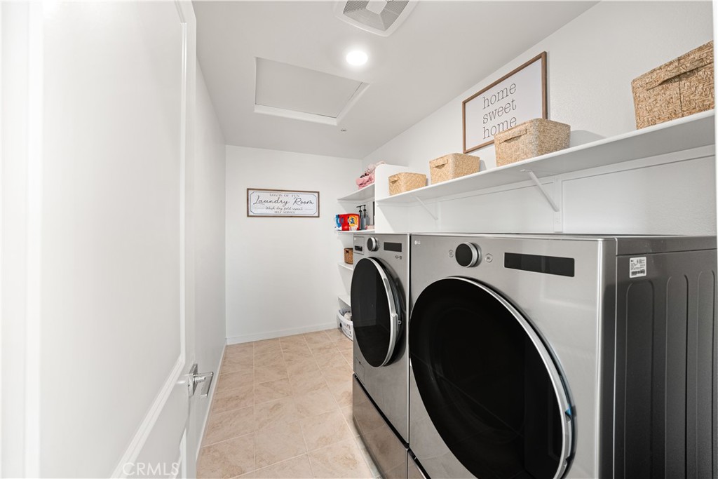 16680 Island Oak Property Photo 19