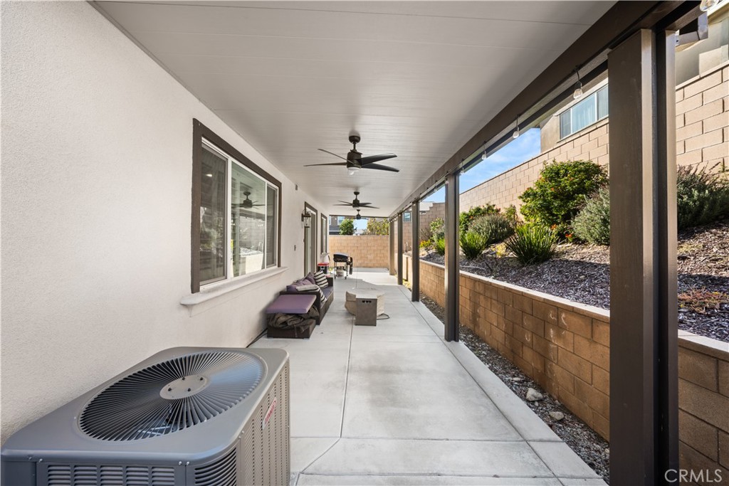 16680 Island Oak Property Photo 24