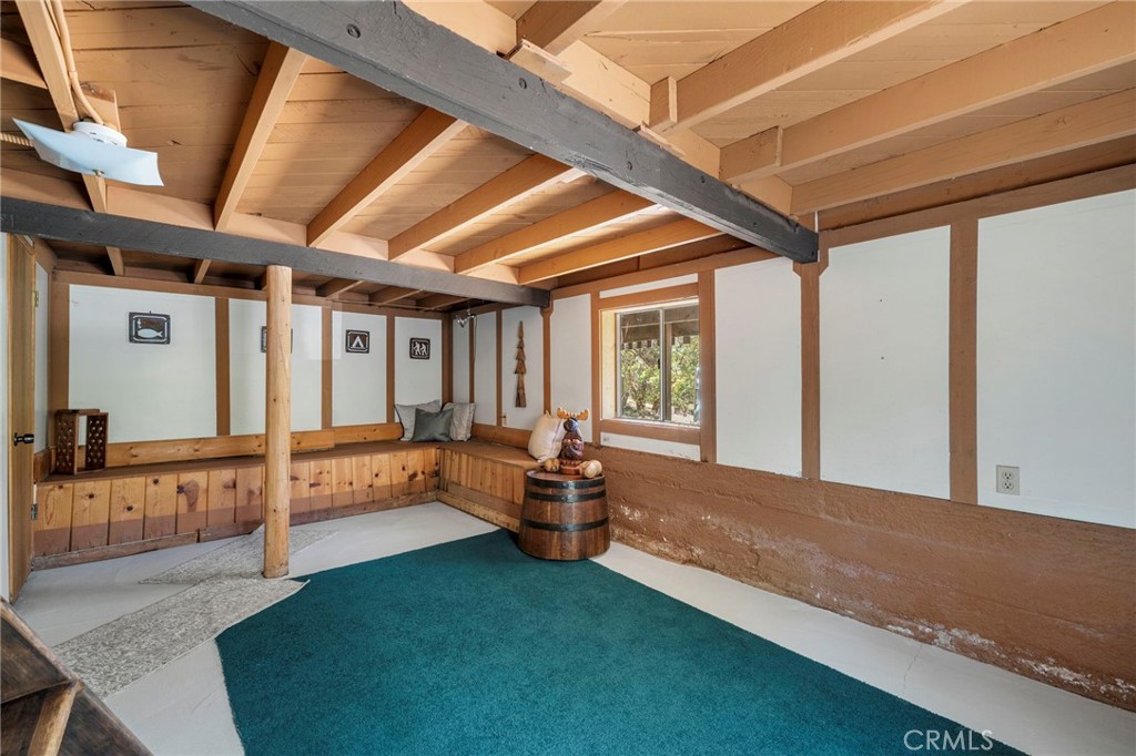 1700 S Way Property Photo 19