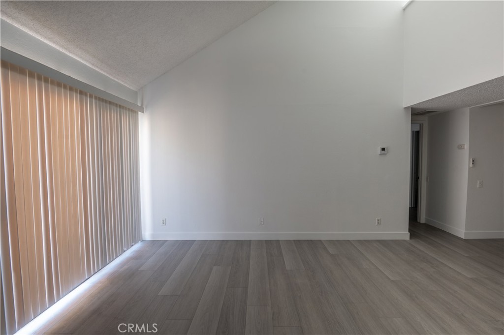 1500 W Edgehill 40 Property Photo 1