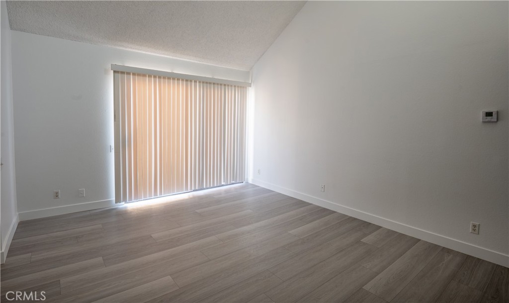 1500 W Edgehill 40 Property Photo 2