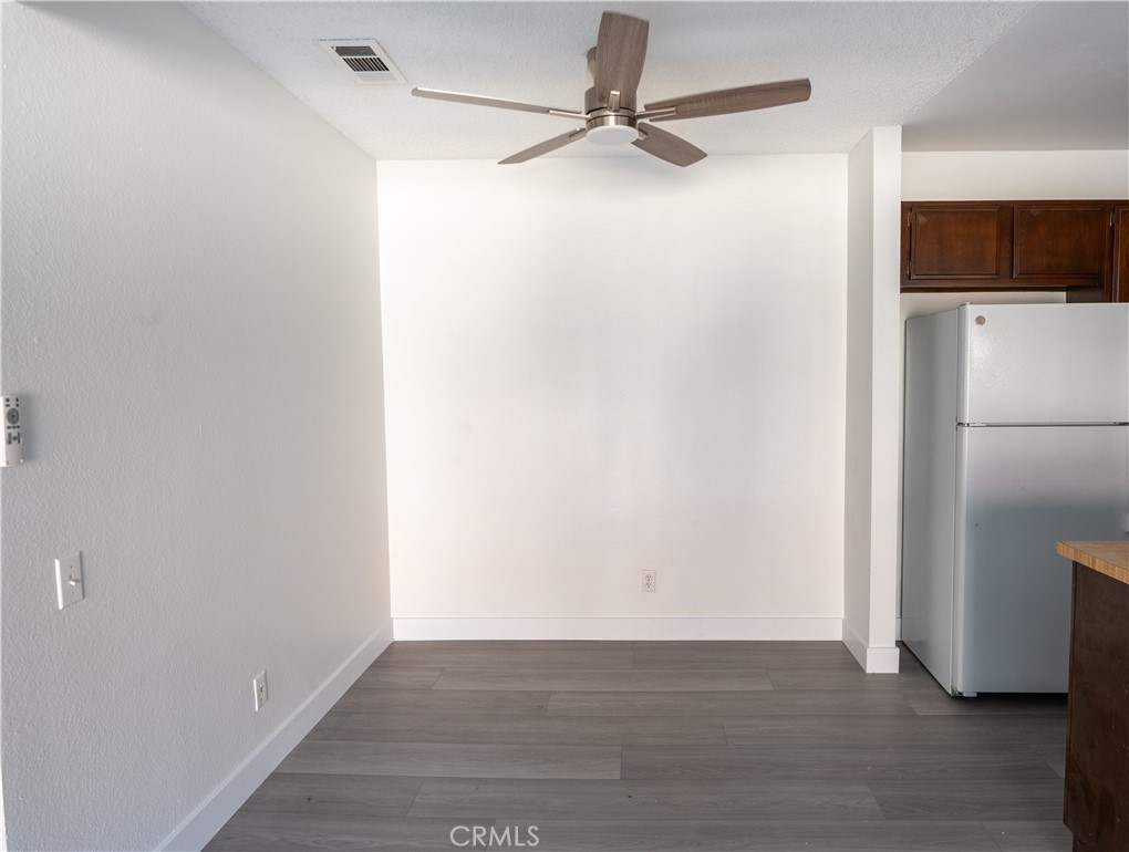 1500 W Edgehill 40 Property Photo 3