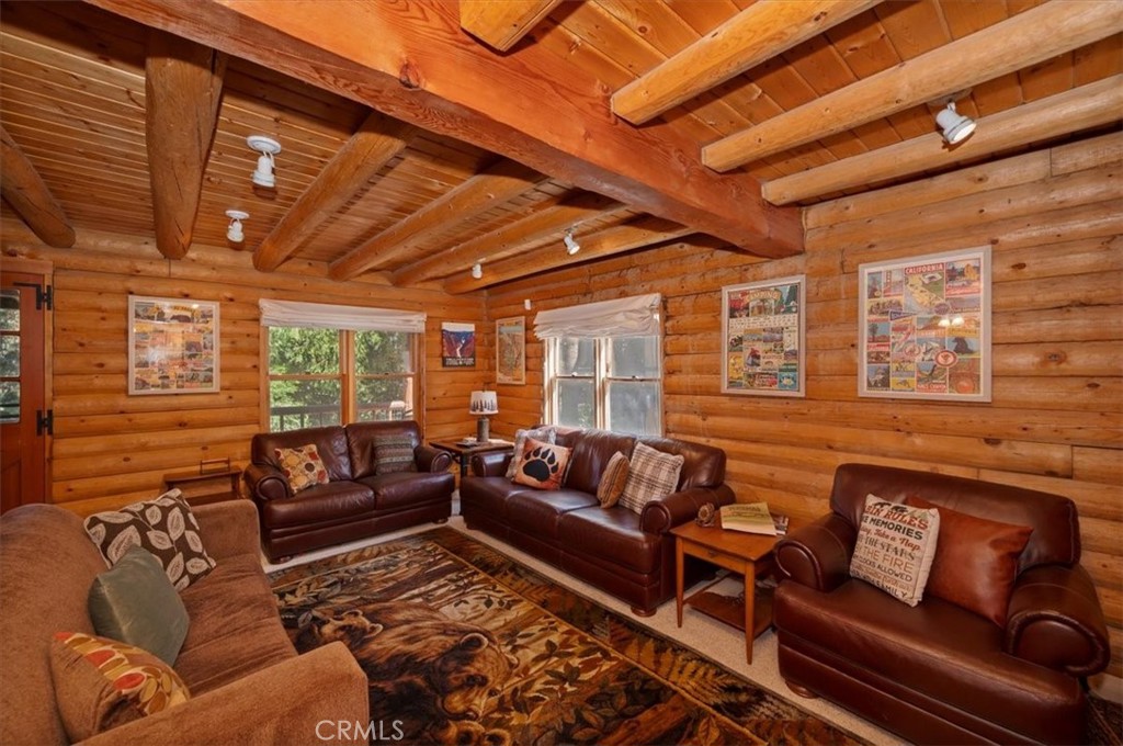 356 Mozumdar Property Photo 4