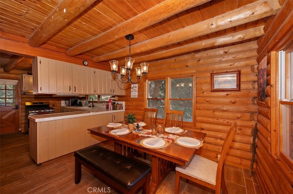 356 Mozumdar Property Photo 8