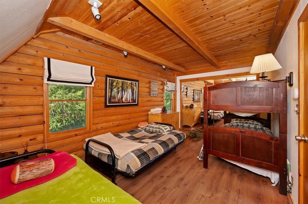 356 Mozumdar Property Photo 19