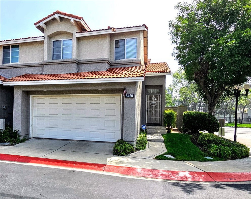 8429 Snow View Property Photo 1