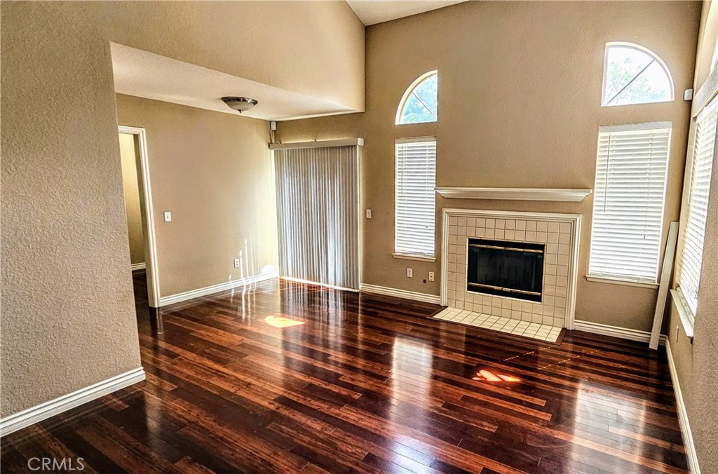 8429 Snow View Property Photo 6