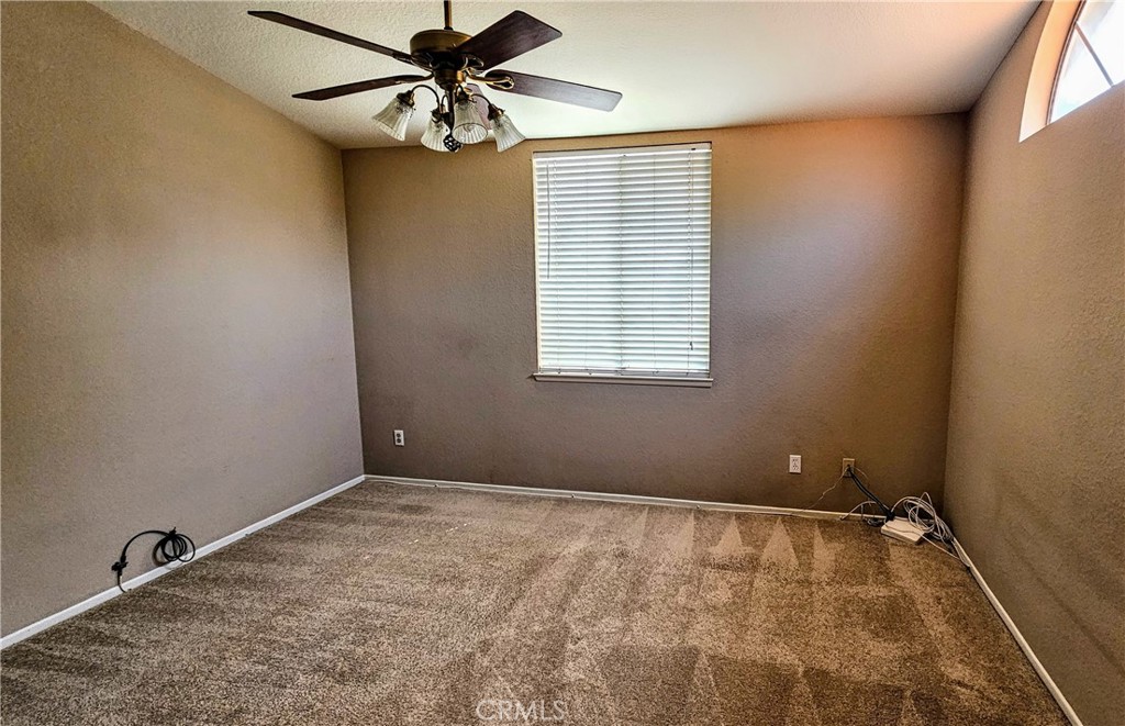8429 Snow View Property Photo 10