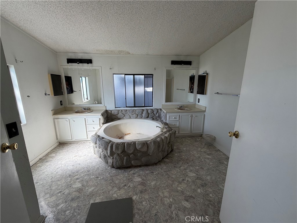 1721 E Colton Avenue 94 Property Photo 24