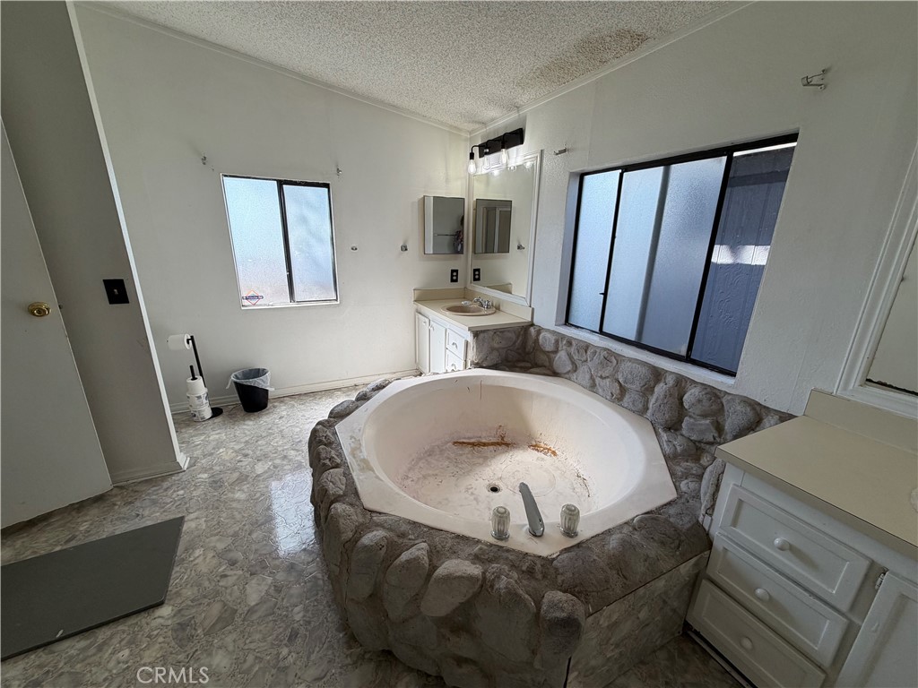 1721 E Colton Avenue 94 Property Photo 27