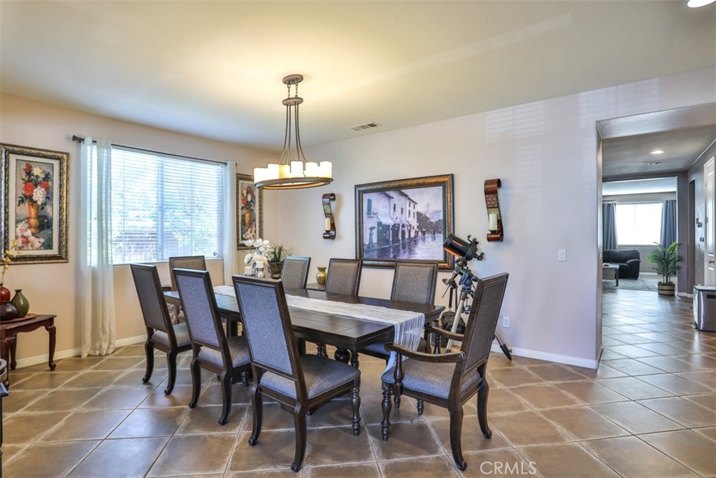 25072 Peppertree Court Property Photo 7