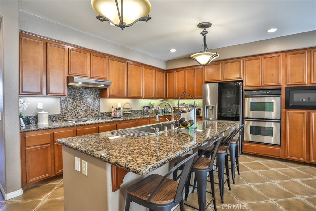 25072 Peppertree Court Property Photo 10
