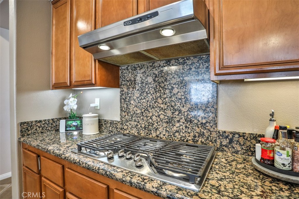 25072 Peppertree Court Property Photo 12