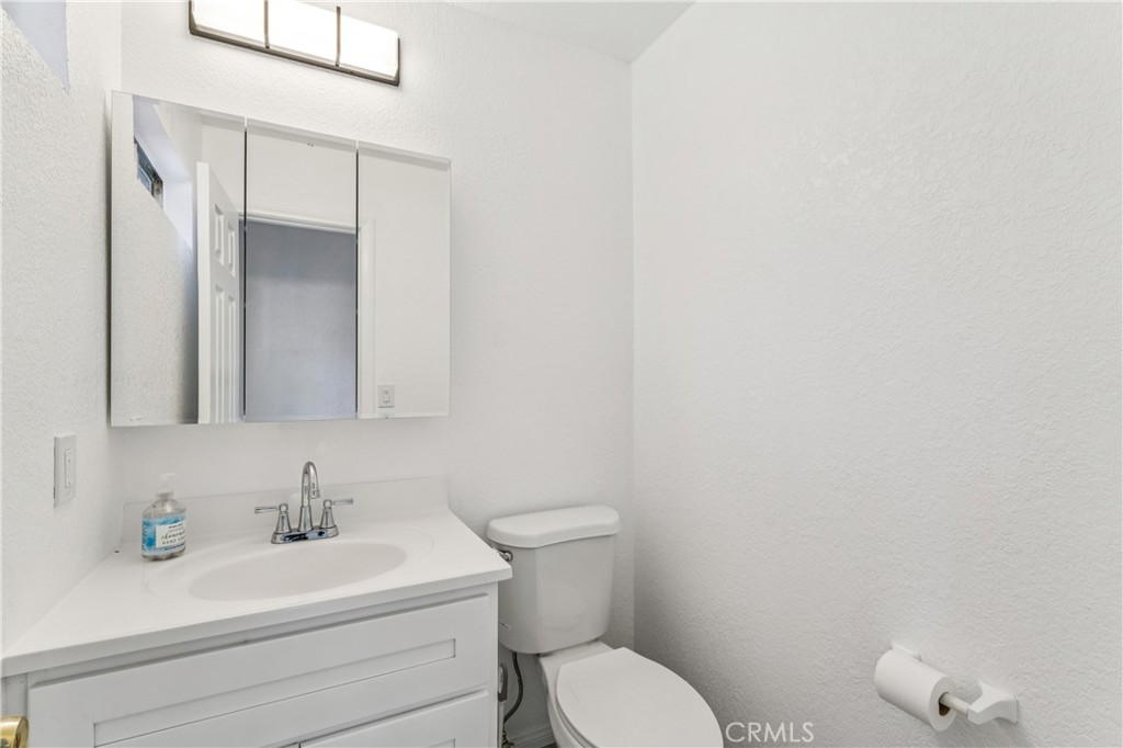 560 Rose Lane Property Photo 17
