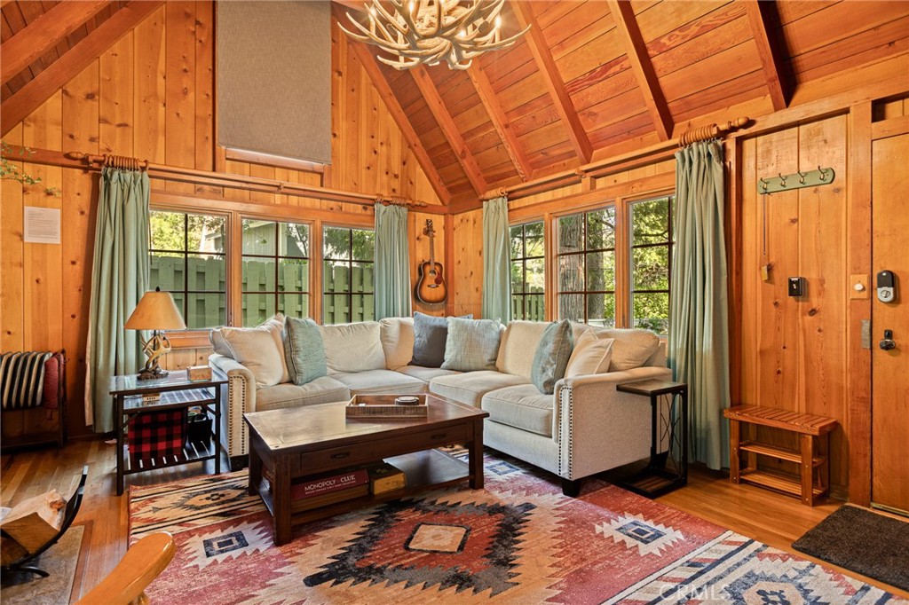 28772 Cedar Property Photo 8