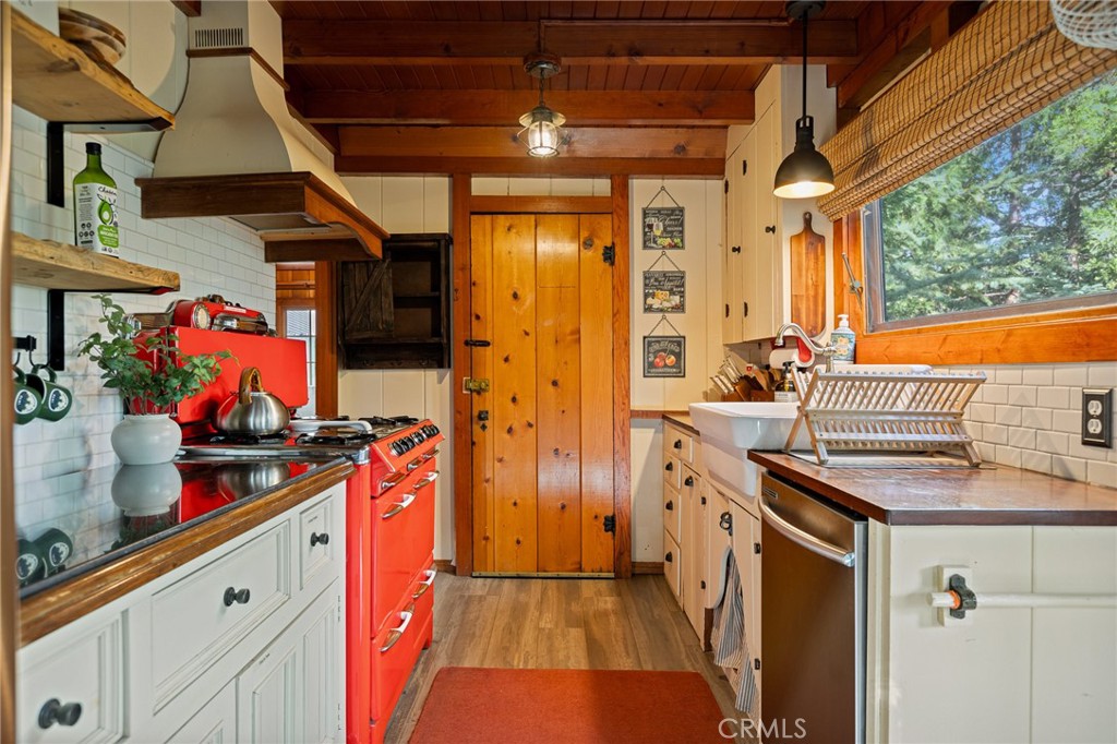 28772 Cedar Property Photo 15